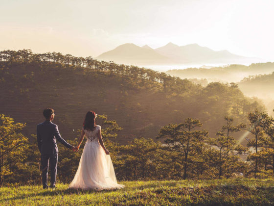 What Time Is Golden Hour and Why Is the Best for Wedding or Engagement Portraits