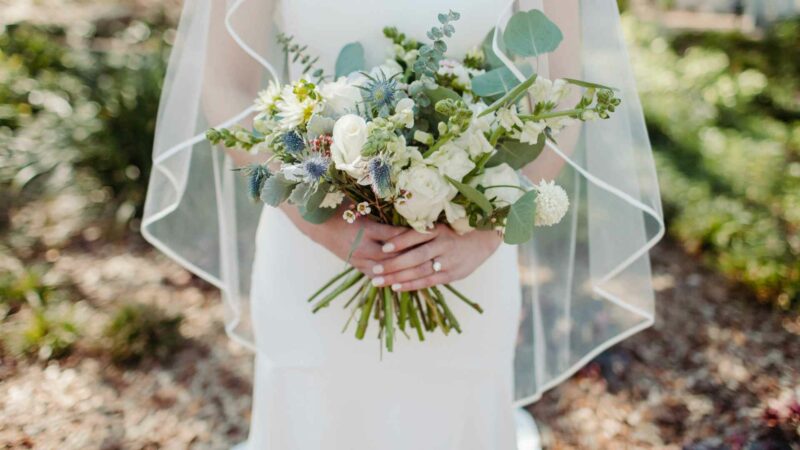 Who Pays for Wedding Flowers?