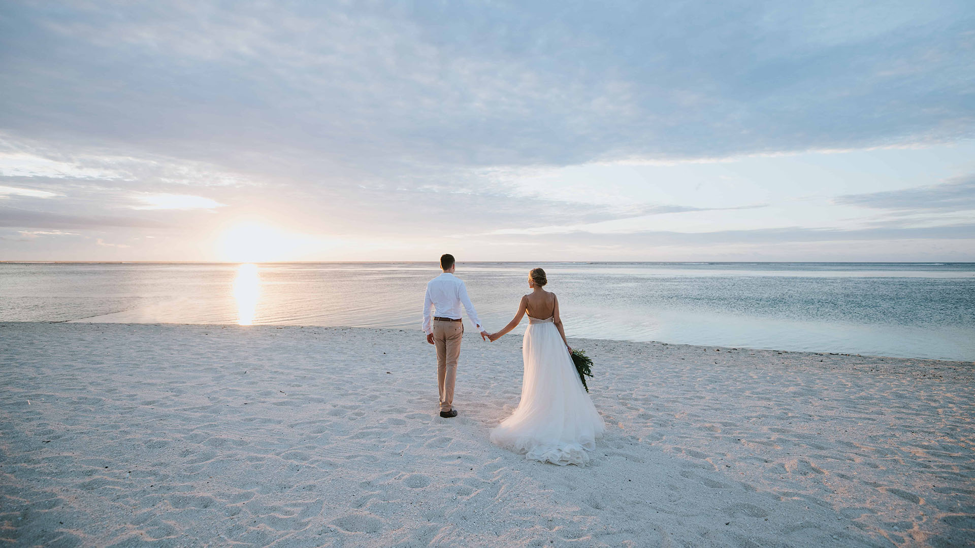 Beach Wedding - Everything You Need to Know