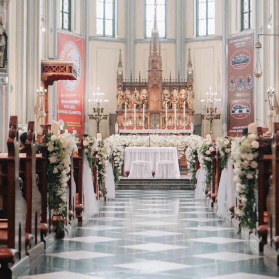 Does a Catholic Wedding Have to Be in a Church?