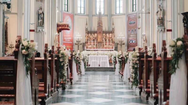 Does a Catholic Wedding Have to Be in a Church?